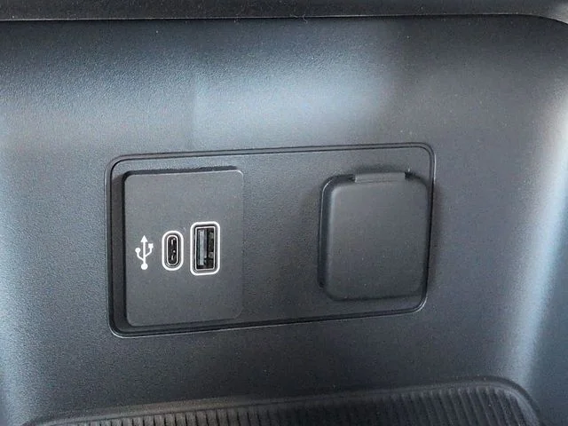 New 2026 Carbonized Gray Metallic Ford ST-Line image 22