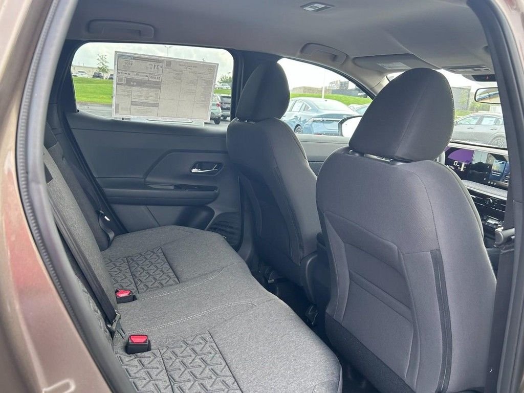 Used 2026 Brown Nissan SV image 5