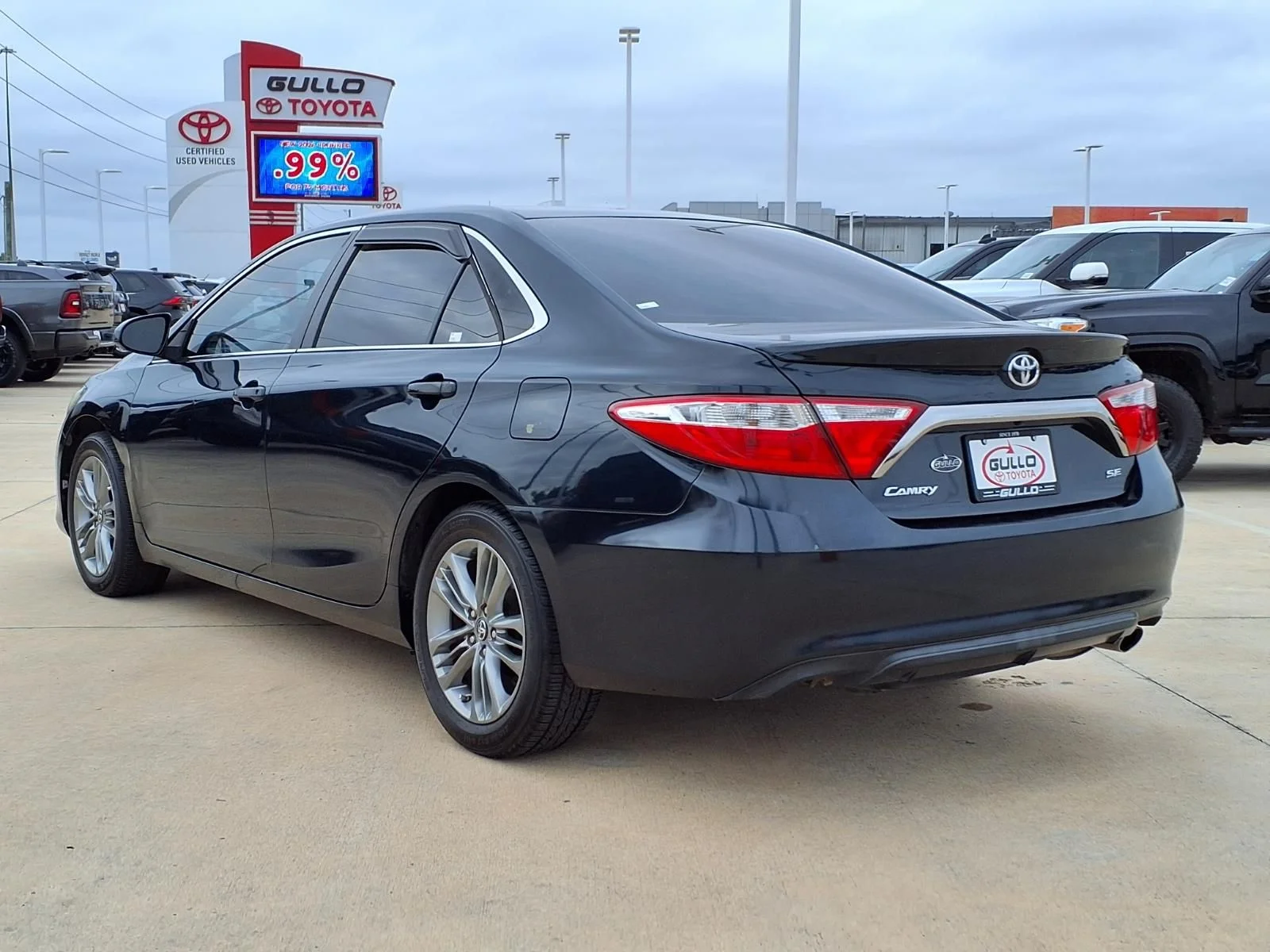 Used 2016 Toyota Camry Special Edition with VIN 4T1BF1FK9GU249370 for sale in Conroe, TX