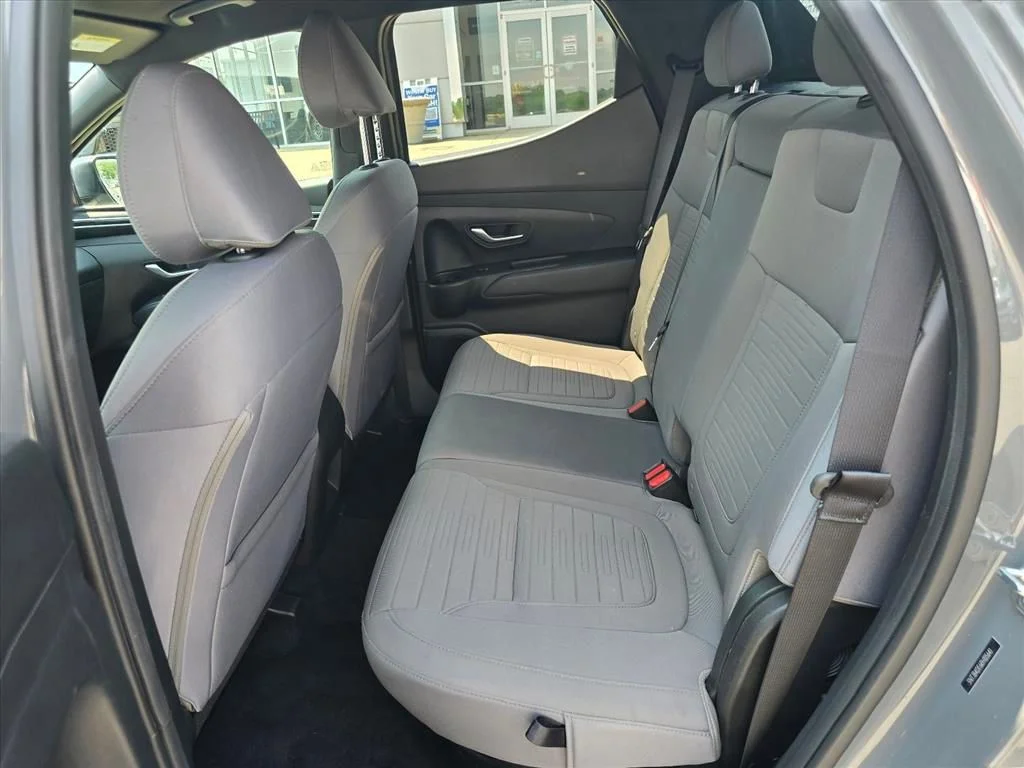 Used 2024 Gray Hyundai SEL image 12