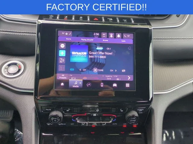 Used 2025 White/off-white Jeep Laredo X image 24