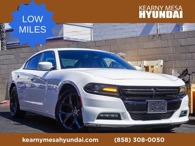 2017 Dodge Charger SXT