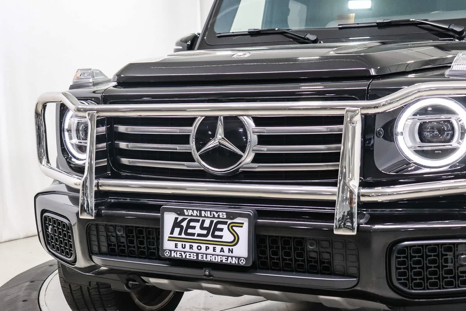 Used 2025 Obsidian Black Metallic Mercedes-Benz G 550 image 8