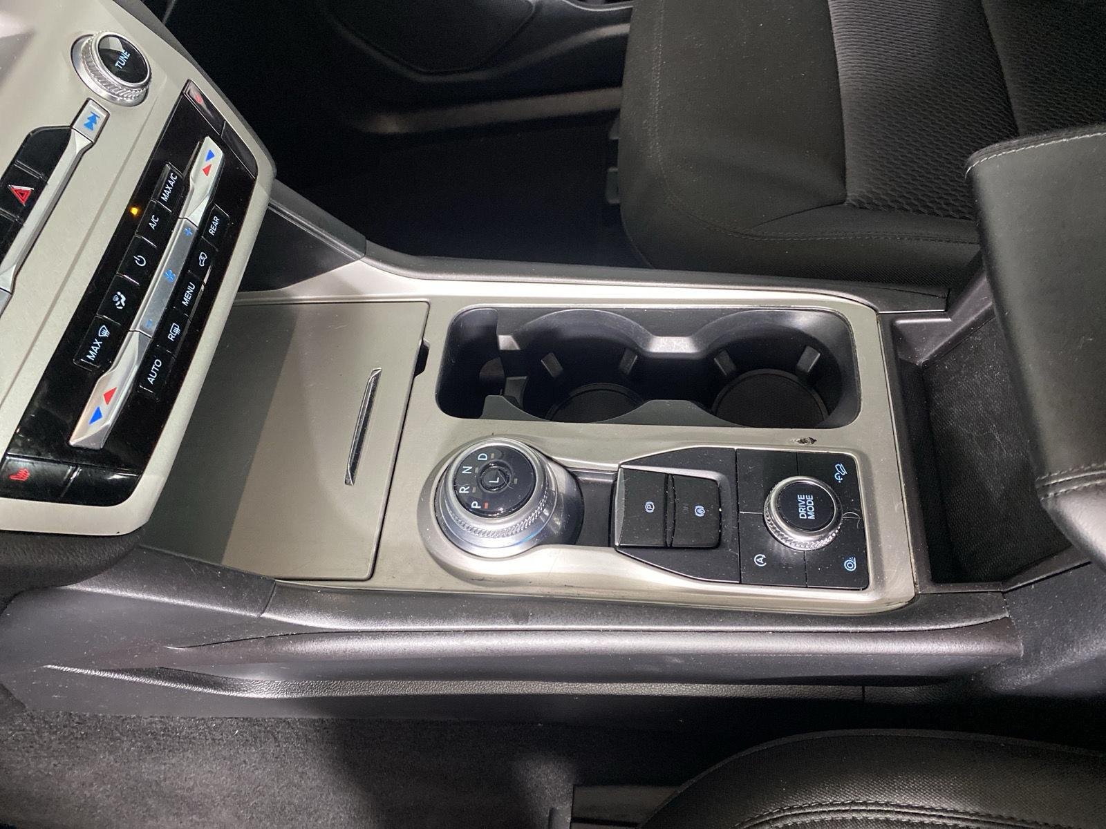 Used 2024 Iconic Silver Ford XLT image 31