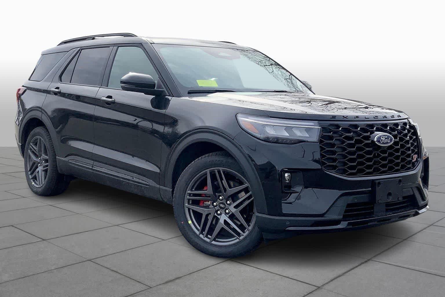 New 2026 Agate Black Metallic Ford ST image 17