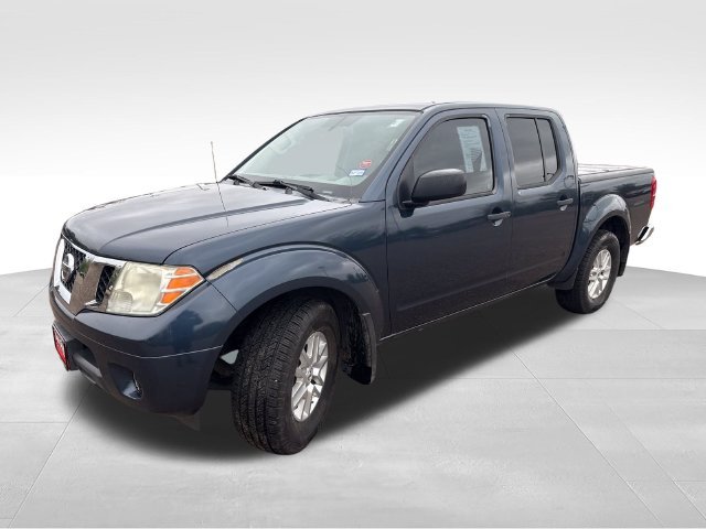 Used 2019 Blue Nissan SV image 3