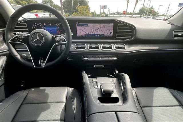 Used 2026 Gray Mercedes-Benz GLE 450 image 4