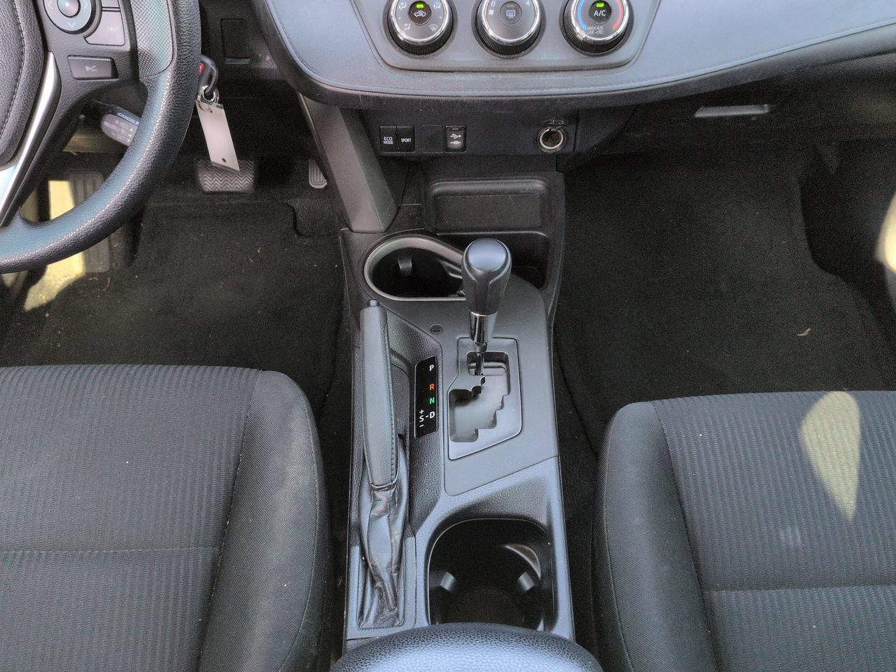 Used 2018 Black Currant Toyota LE image 16
