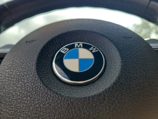 2011 BMW Z4 sDrive30i - Photo 25