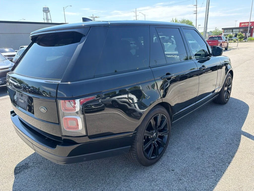 Used 2018  Land Rover 5.0L V8 Supercharged image 7