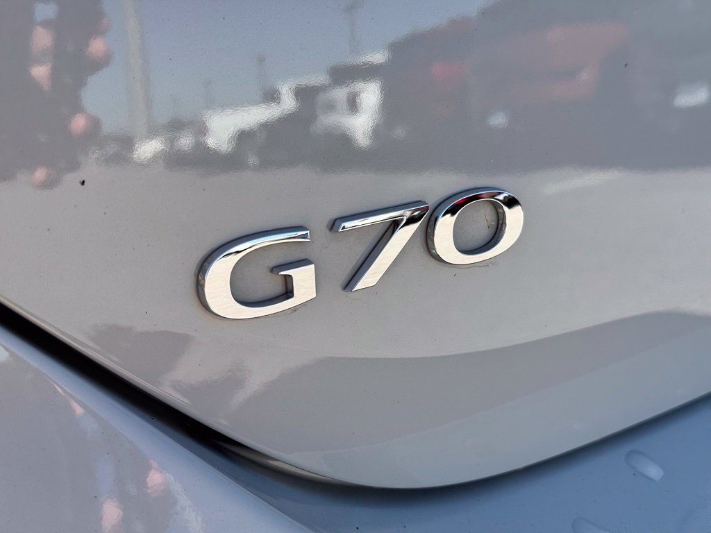 Used 2025 Gray Genesis 3.3T Sport Advanced image 15