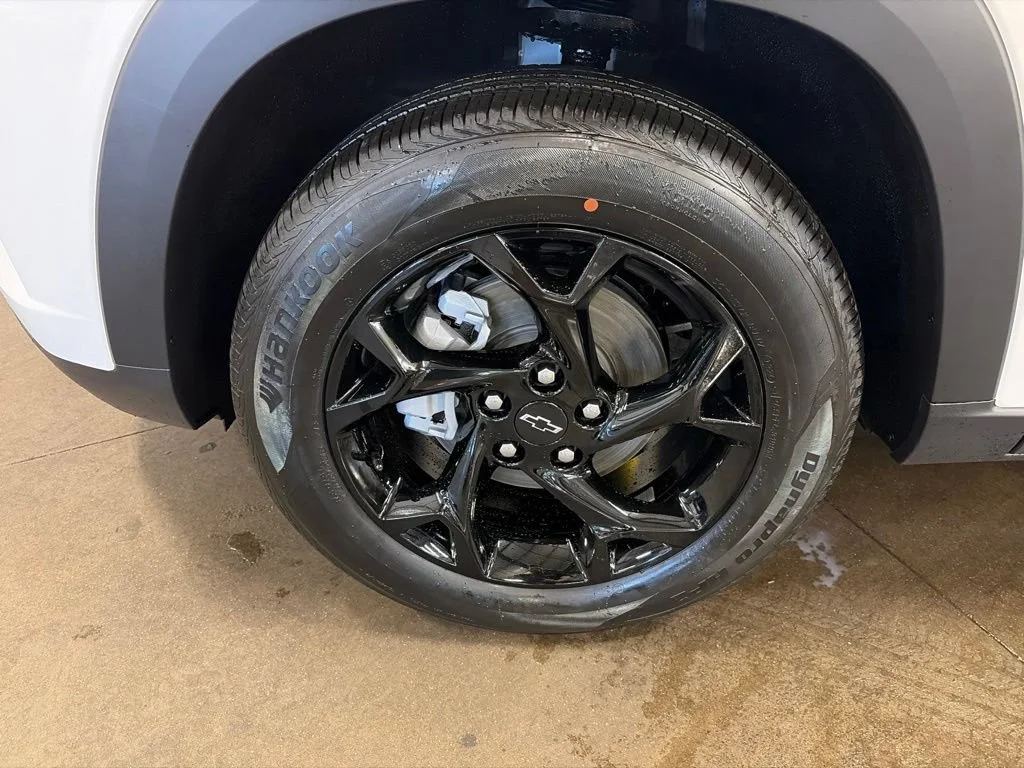 2026 Chevrolet Trax LT - Photo 11