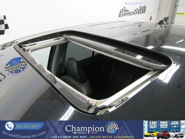 Used 2023 Black Honda RTL image 5