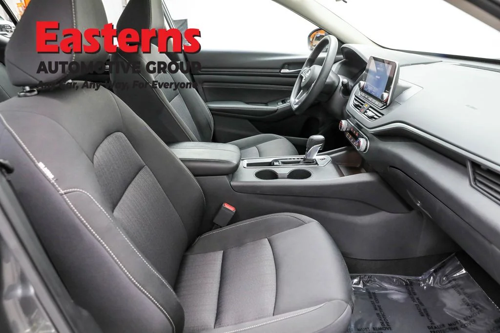 Used 2020 Gray Nissan 2.5 S image 23