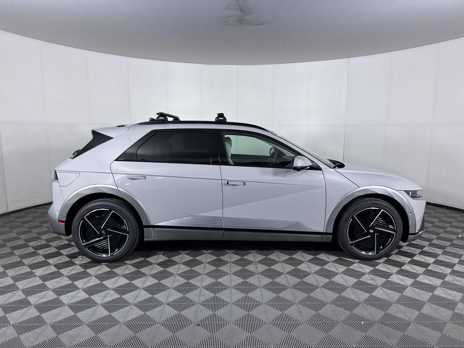 New 2027 Cyber Gray Hyundai Limited image 4