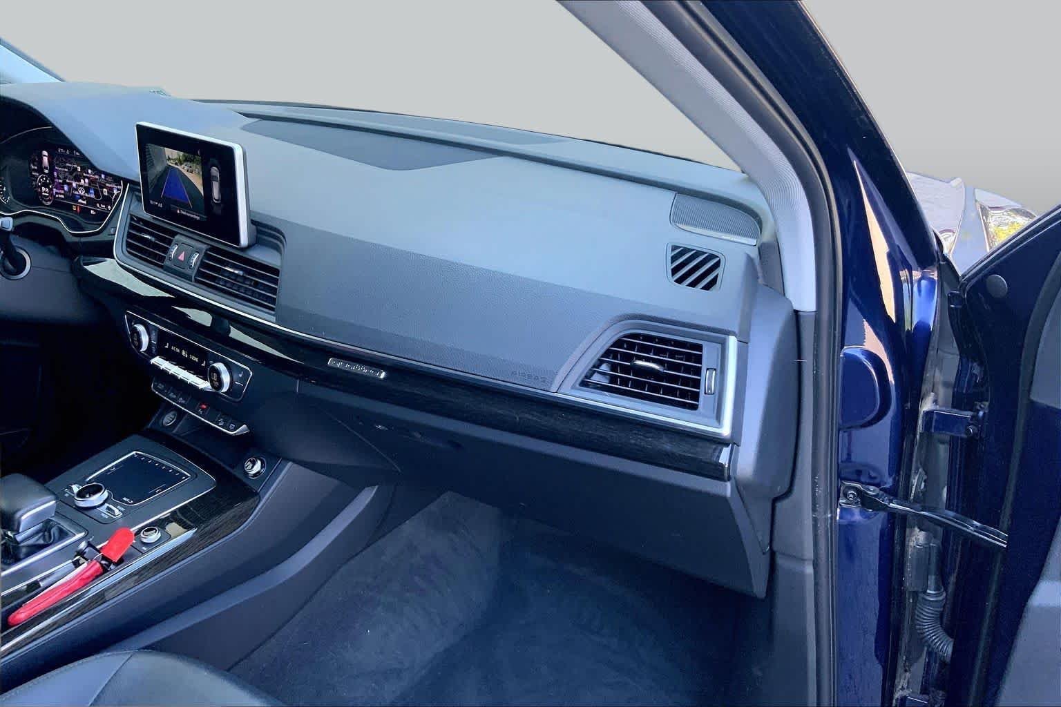 Used 2018 Moonlight Blue Metallic Audi Premium Plus image 19