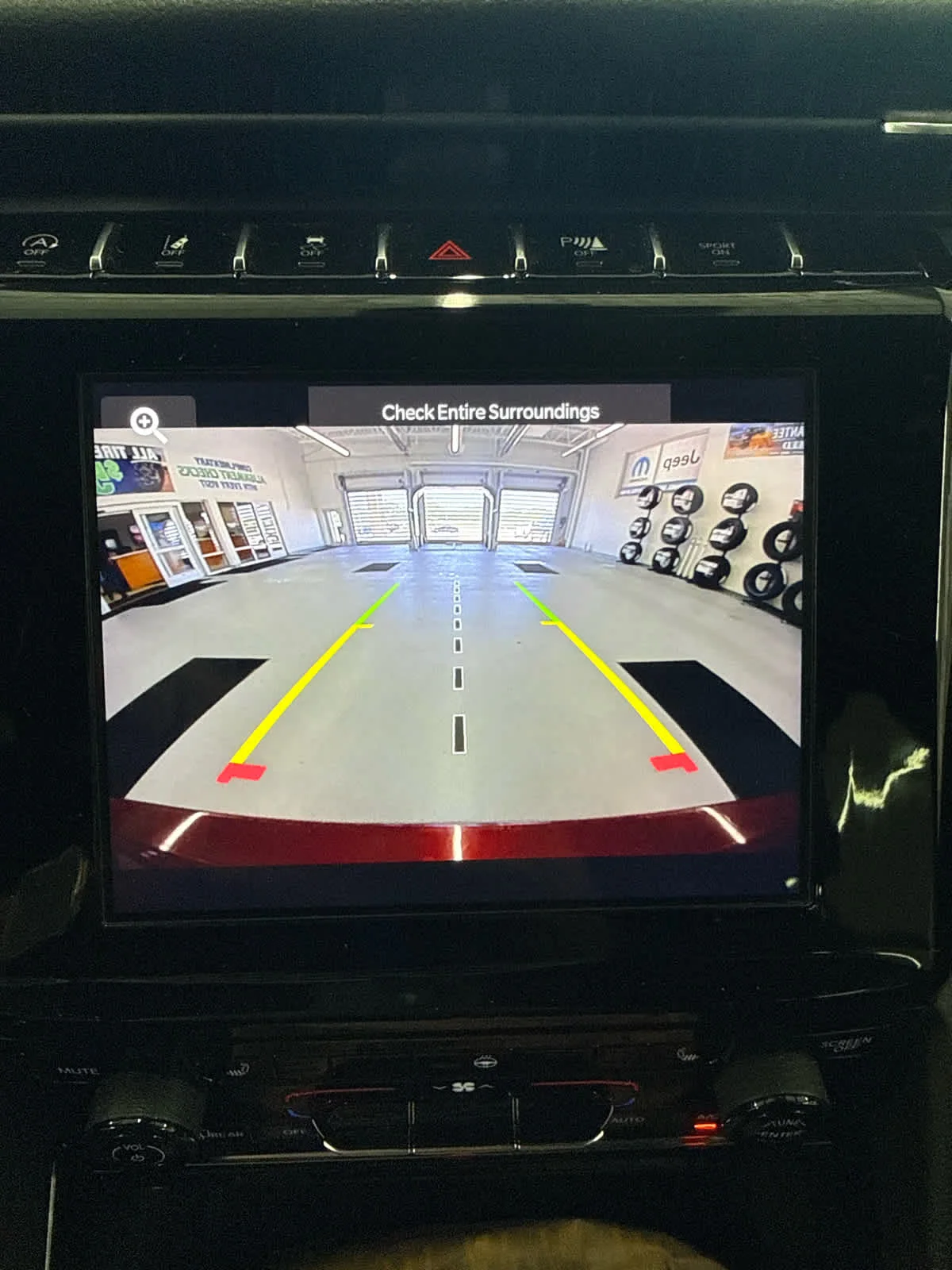 Used 2022 Velvet Red Pearlcoat Jeep Altitude image 12