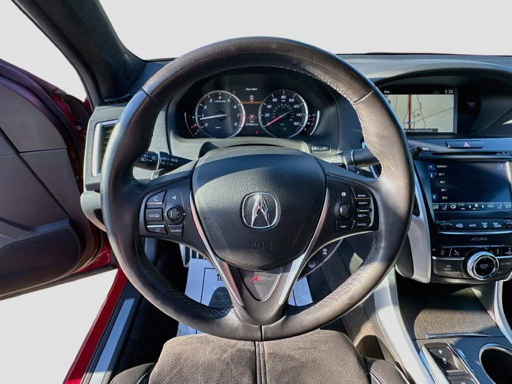 Used 2018 Red Acura 3.5L V6 image 11