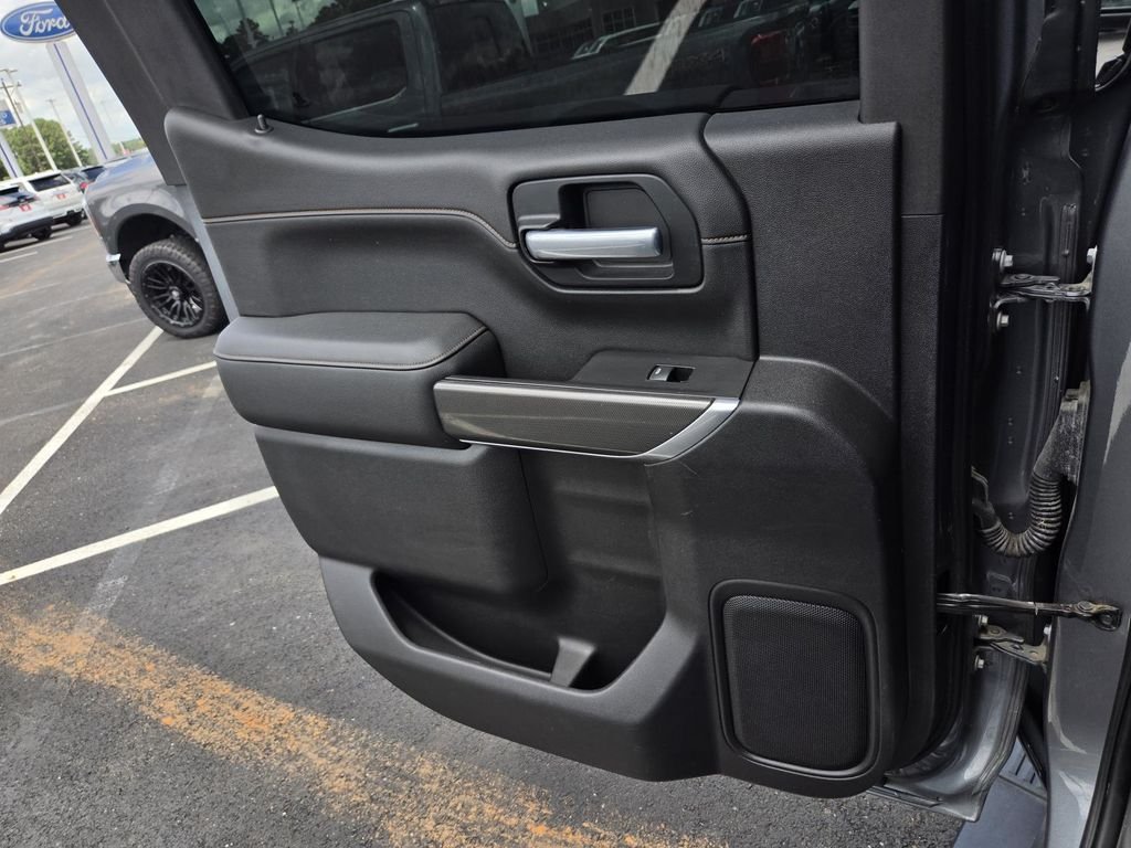 Used 2020 Gray GMC AT4 image 33
