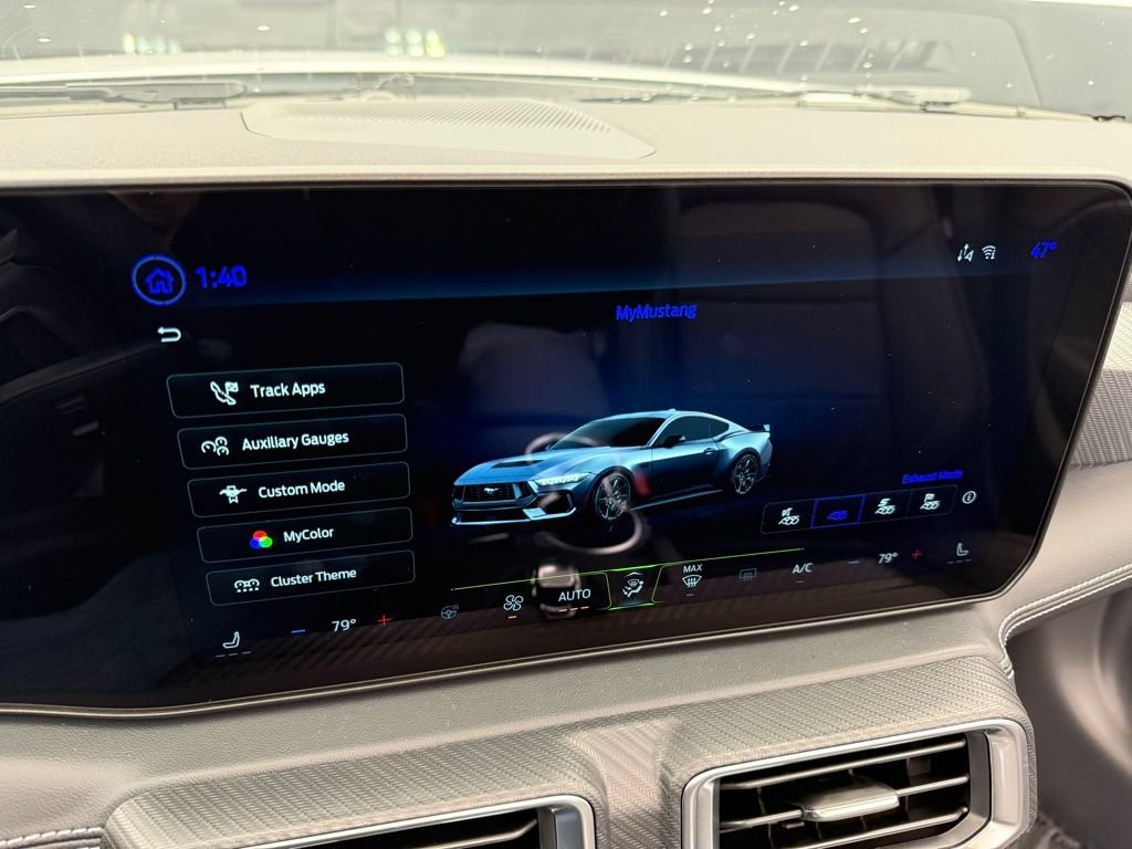 2025 Ford Mustang GT Premium Convertible - Photo 35