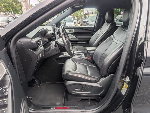 Used 2020 Agate Black Metallic Ford ST image 18