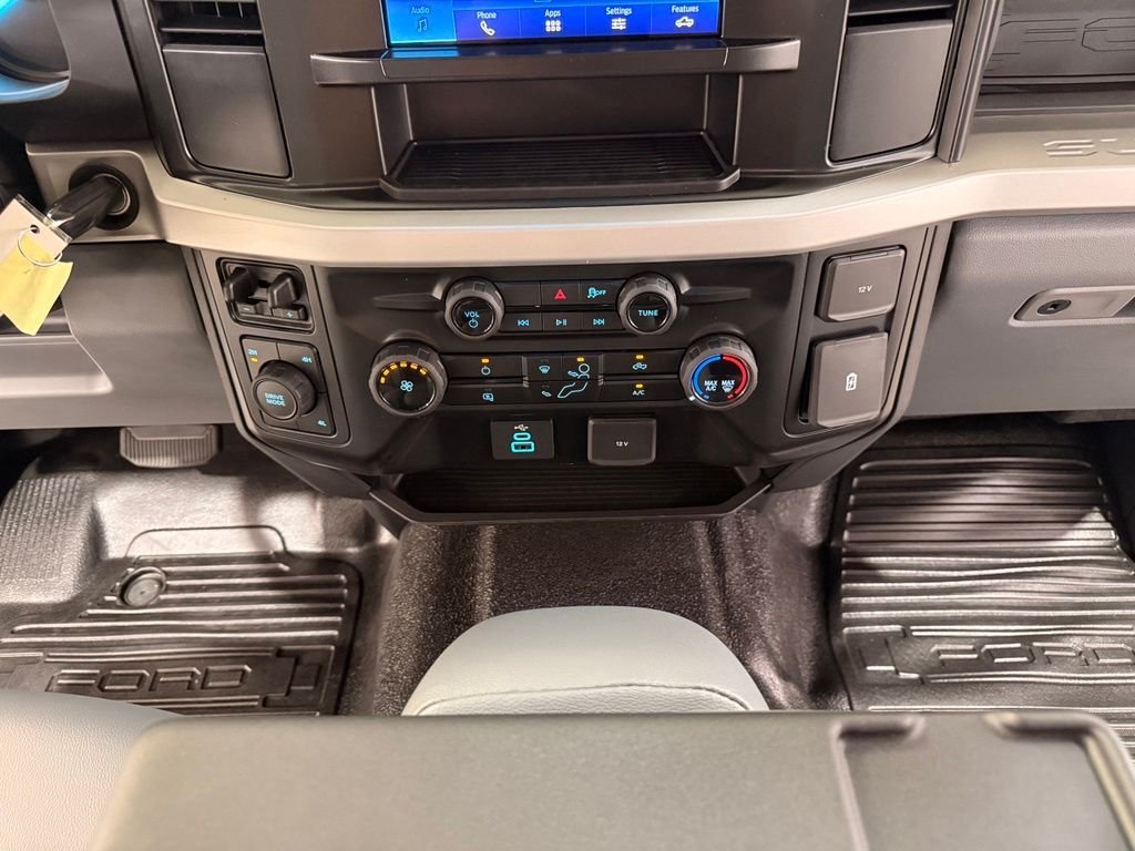 New 2026 White Ford XL image 21