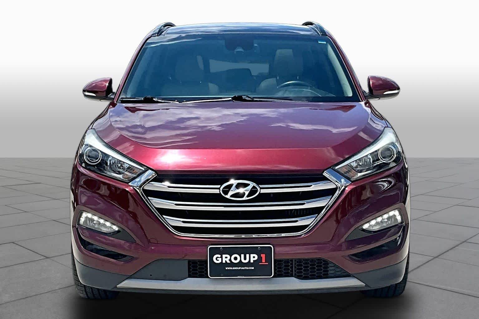 Used 2017 Ruby Wine Hyundai Limited image 4