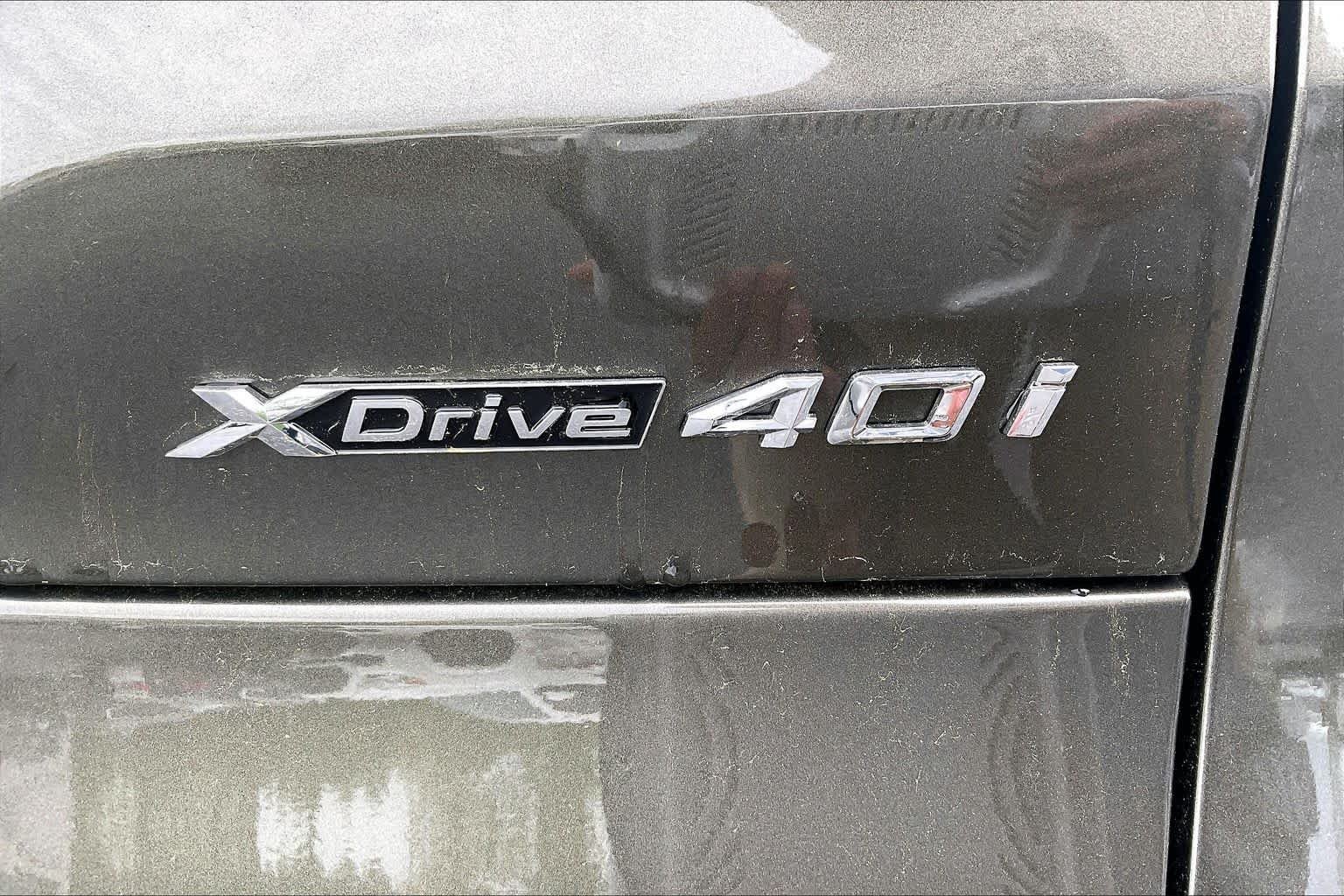 Used 2026 Manhattan Green Metallic BMW xDrive40i image 15