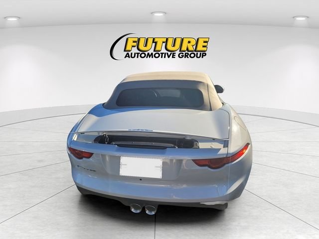 Used 2016  Jaguar Base image 4