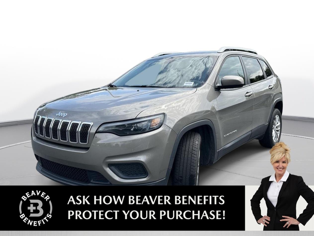 Used 2020 Light Brownstone Pearlcoat Jeep Latitude image 1