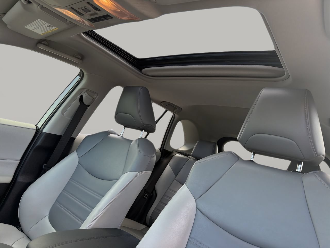Used 2020 Silver Sky Metallic Toyota XLE Premium image 20