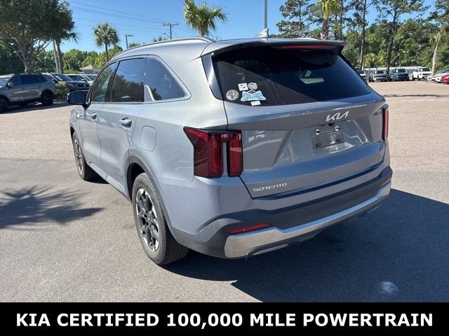 Used 2024 Silver Kia S image 6