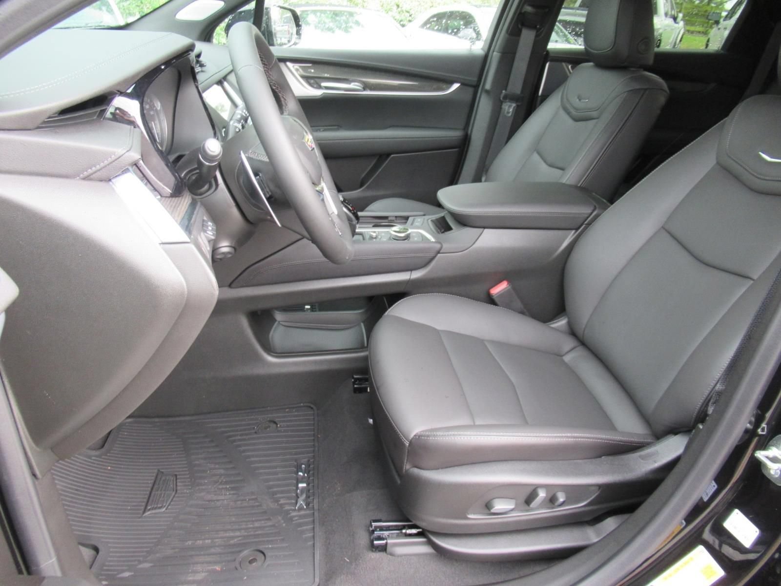 2026 Cadillac XT5 Sport - Photo 15