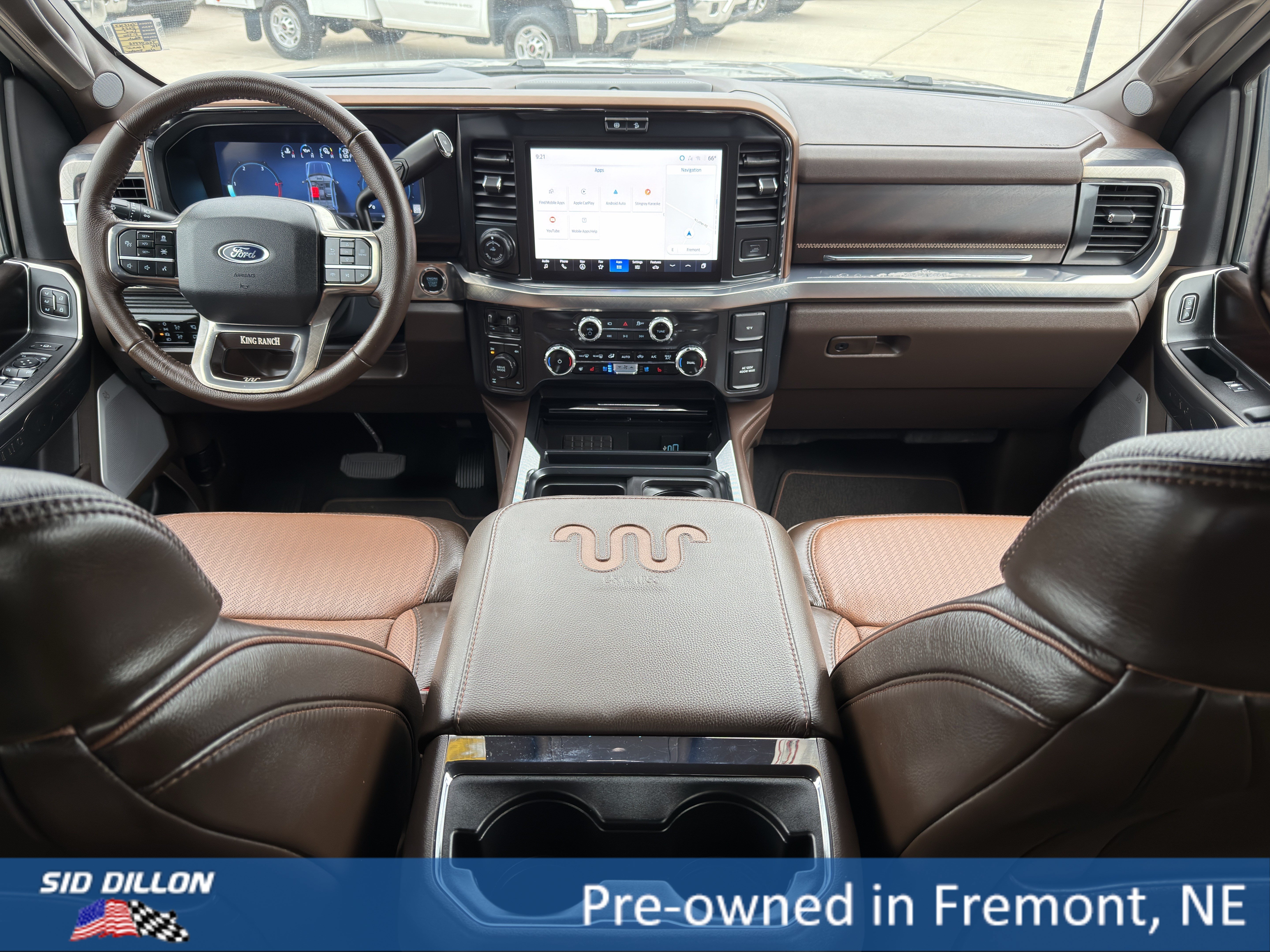 Used 2026 Agate Black Metallic Ford King Ranch image 8