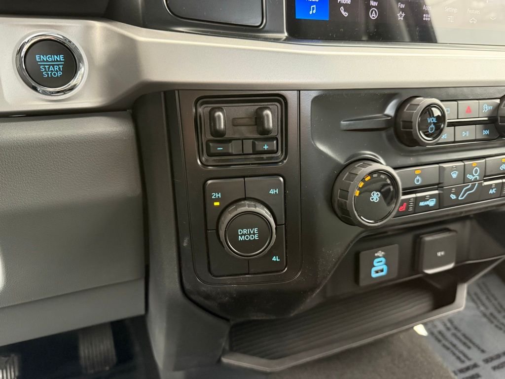 New 2026 Argon Blue Metallic Ford F-250® XLT image 29