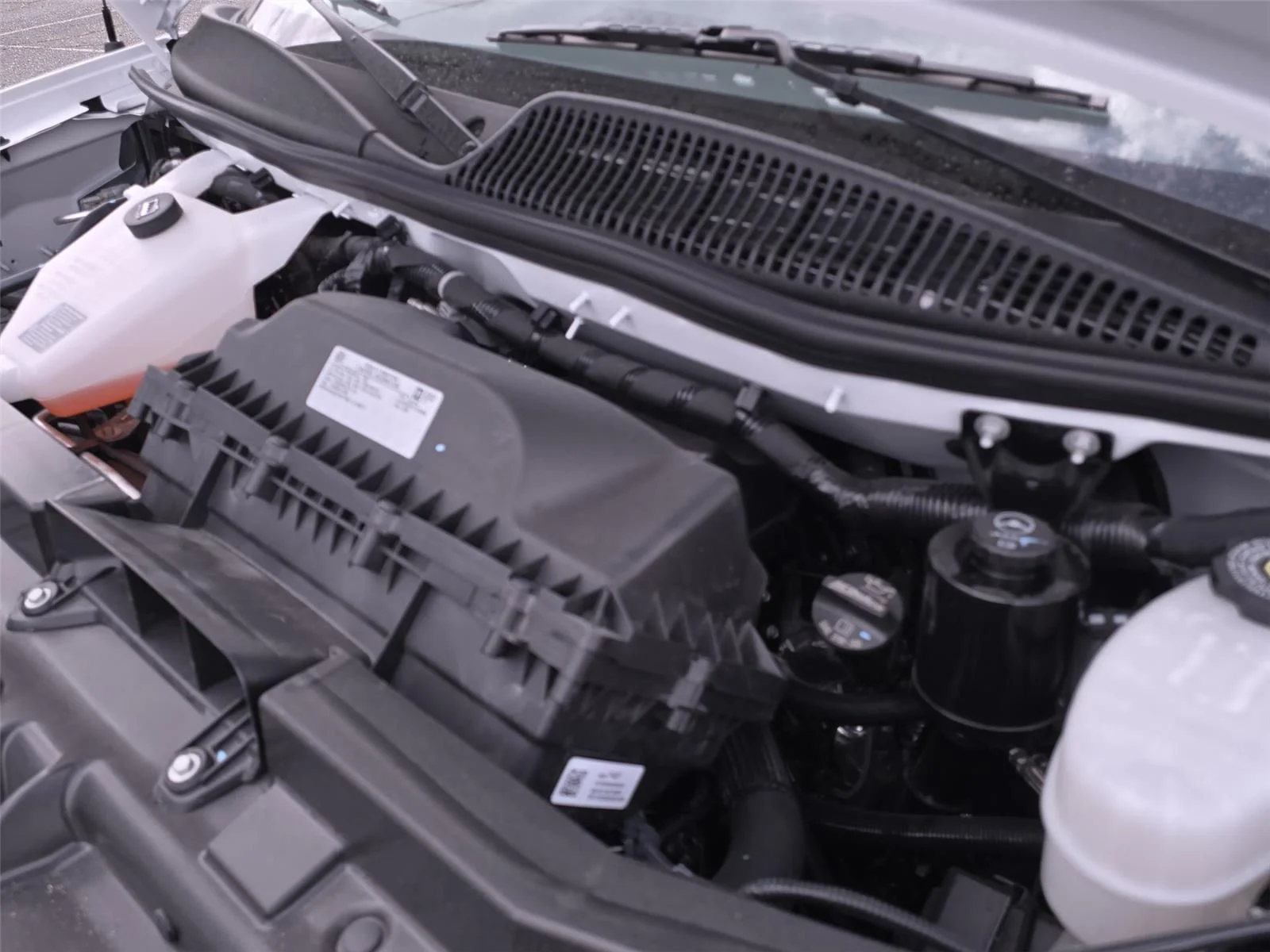 2026 Chevrolet Express Cargo Work Van - Photo 25