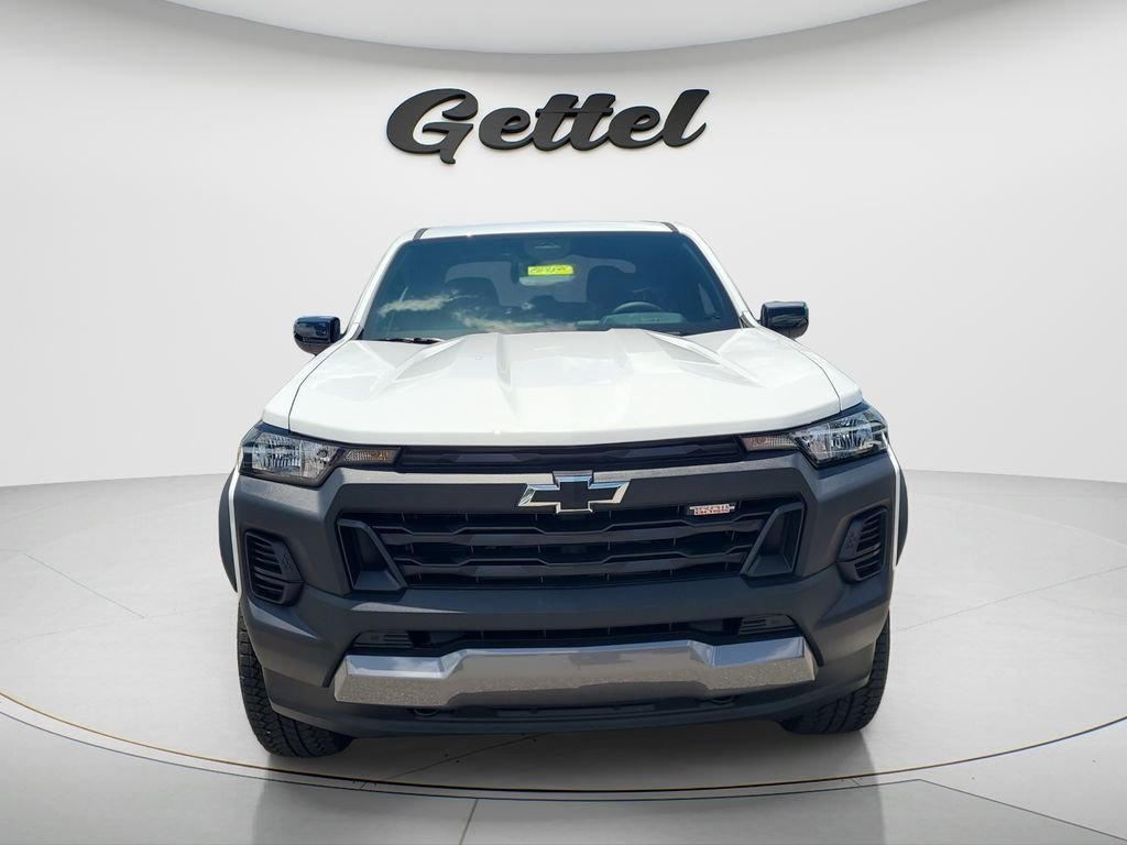 New 2026 Summit White Chevrolet Trail Boss image 2