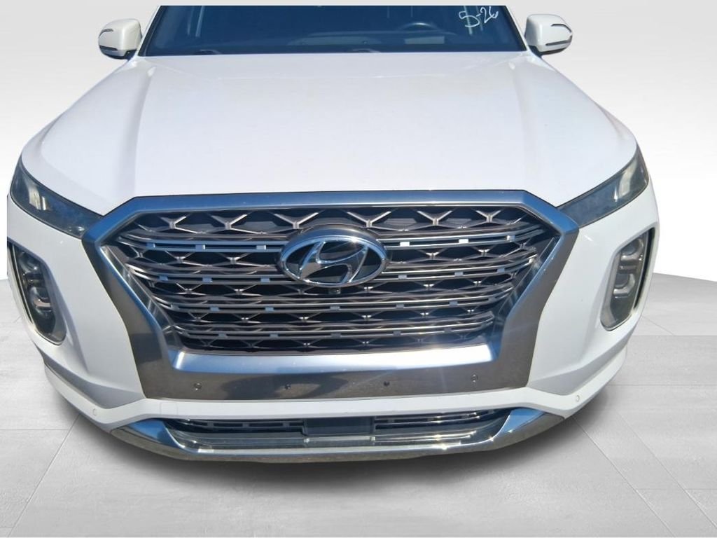 Used 2020 White Hyundai Limited image 18