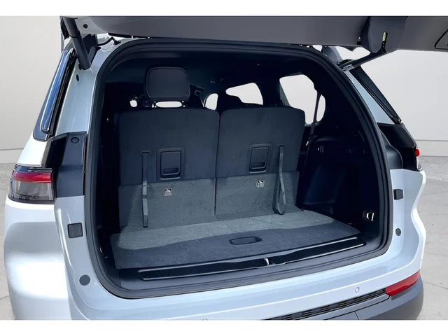 New 2026 Bright White Clearcoat Jeep Altitude image 16