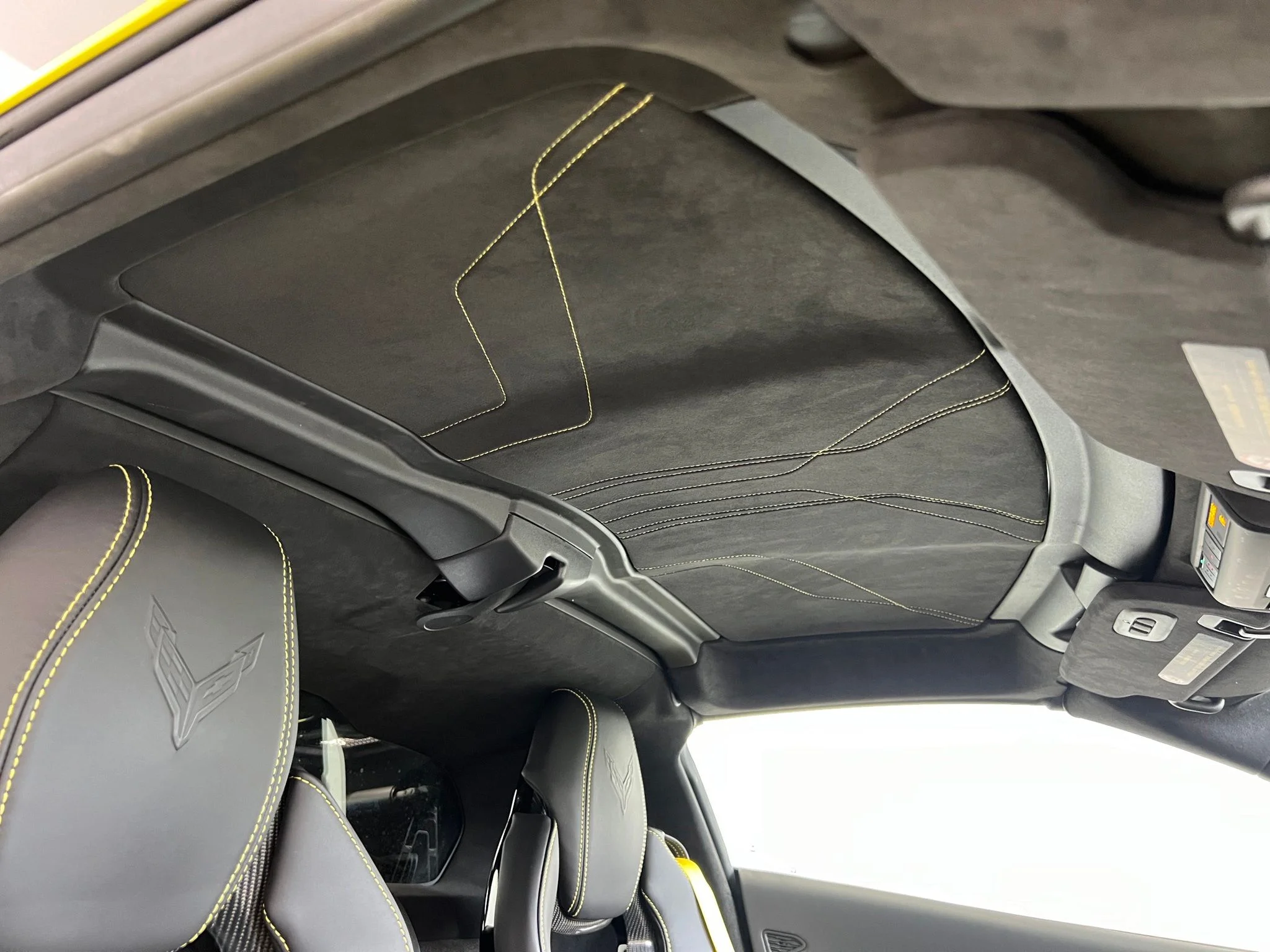 Used 2023 Yellow Chevrolet Z06 image 19