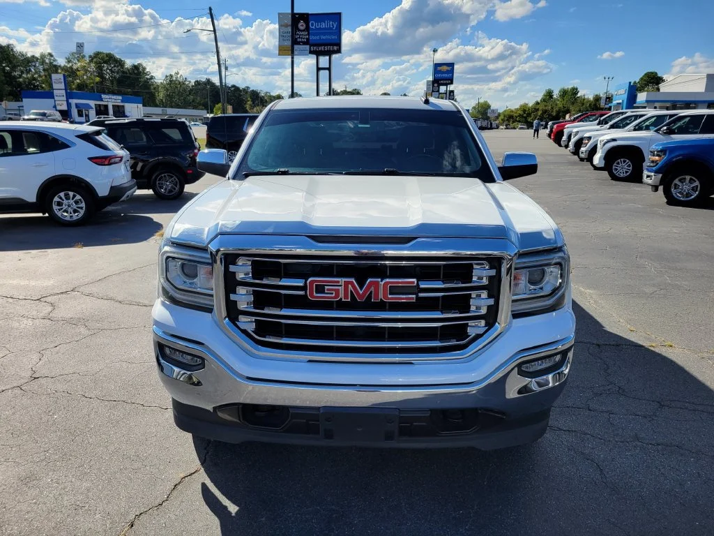 Used 2018 SUMMIT WHITE GMC SLT image 9