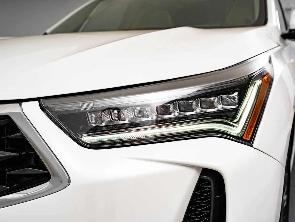 Certified Used 2022 Platinum White Pearl Acura Technology Package image 15
