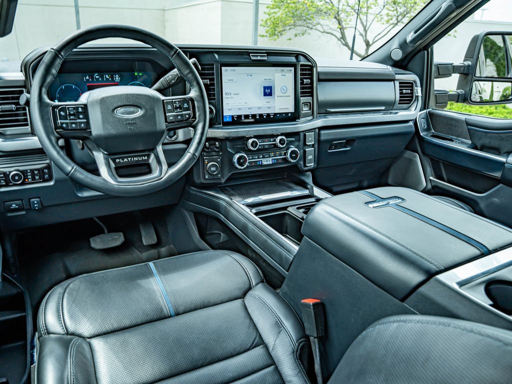 Used 2025 Black Ford Platinum image 32