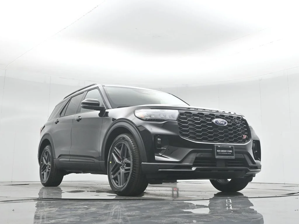 New 2026 Agate Black Metallic Ford ST image 30