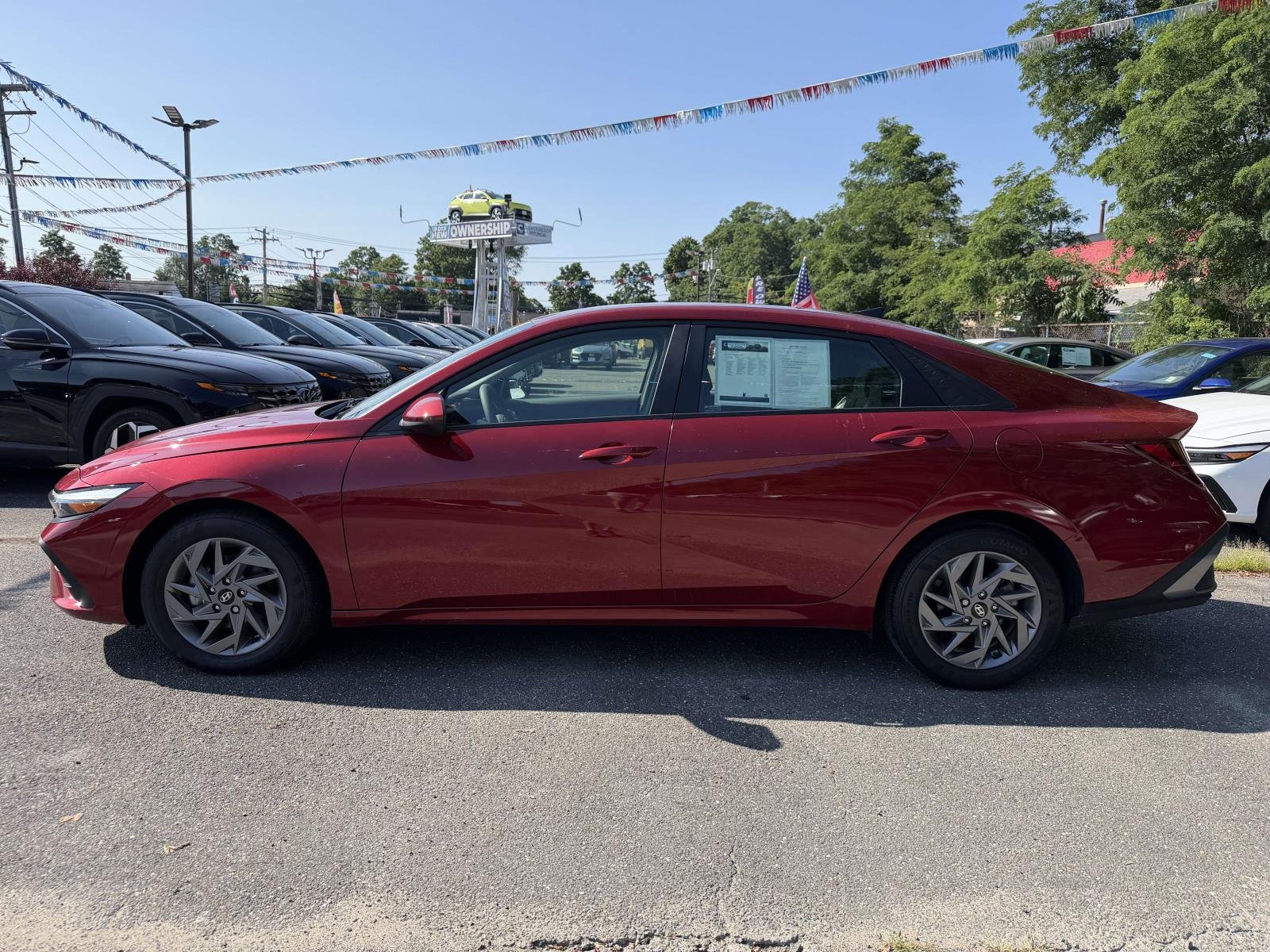 Used 2024 Red Hyundai SEL image 37