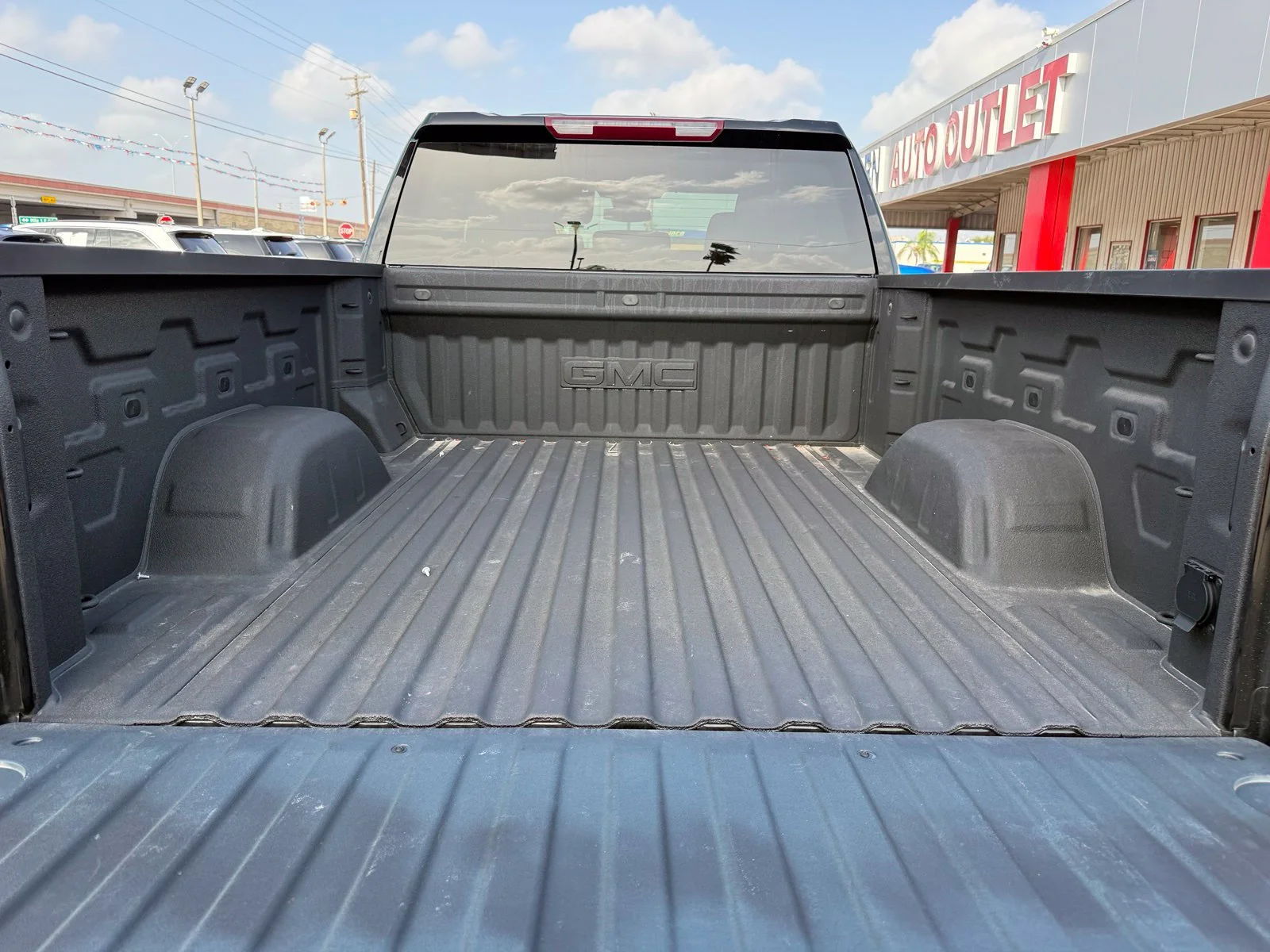 Used 2026 Black GMC Elevation image 5