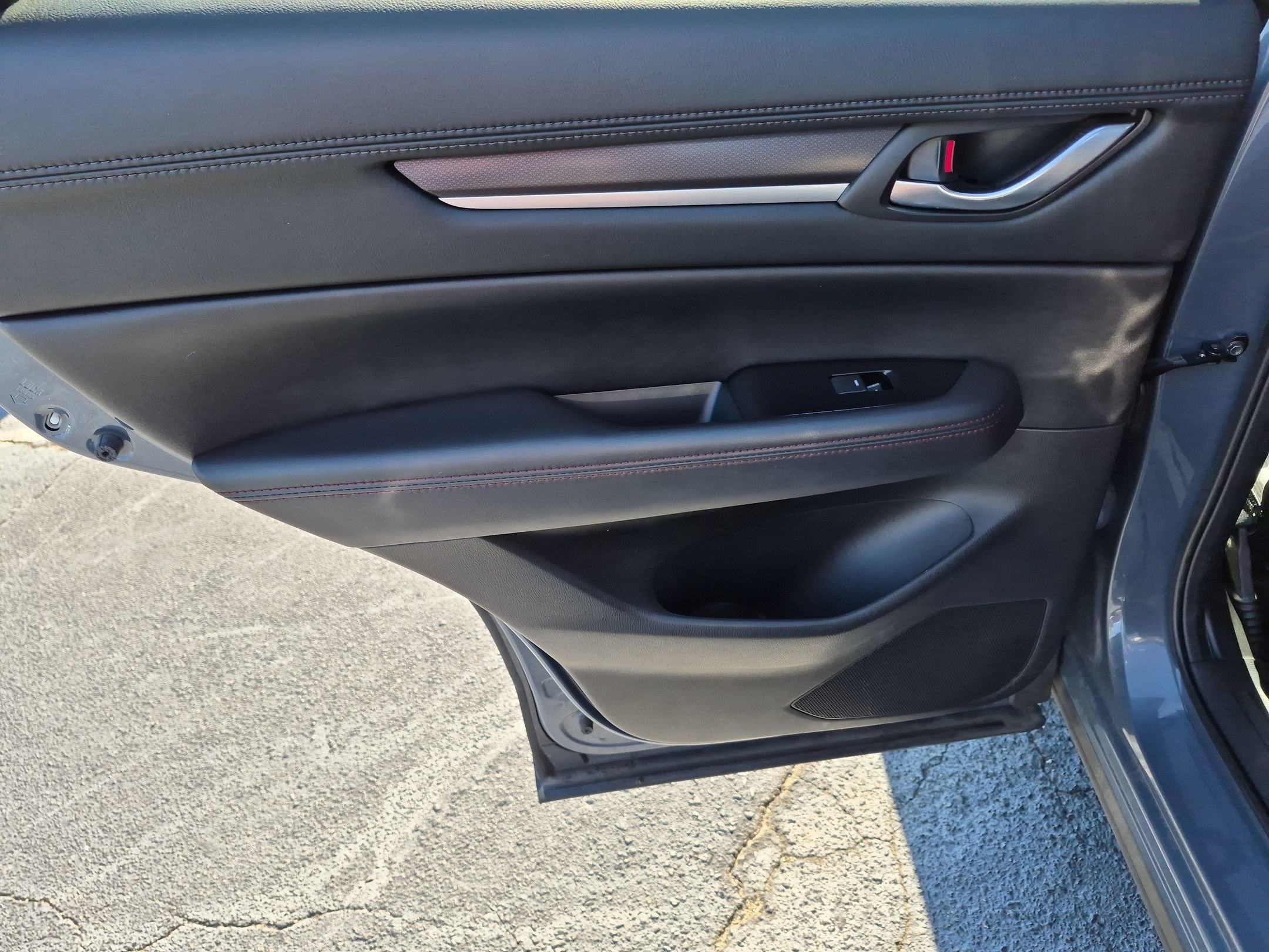 Used 2021 Polymetal Gray Mazda Carbon Edition image 29