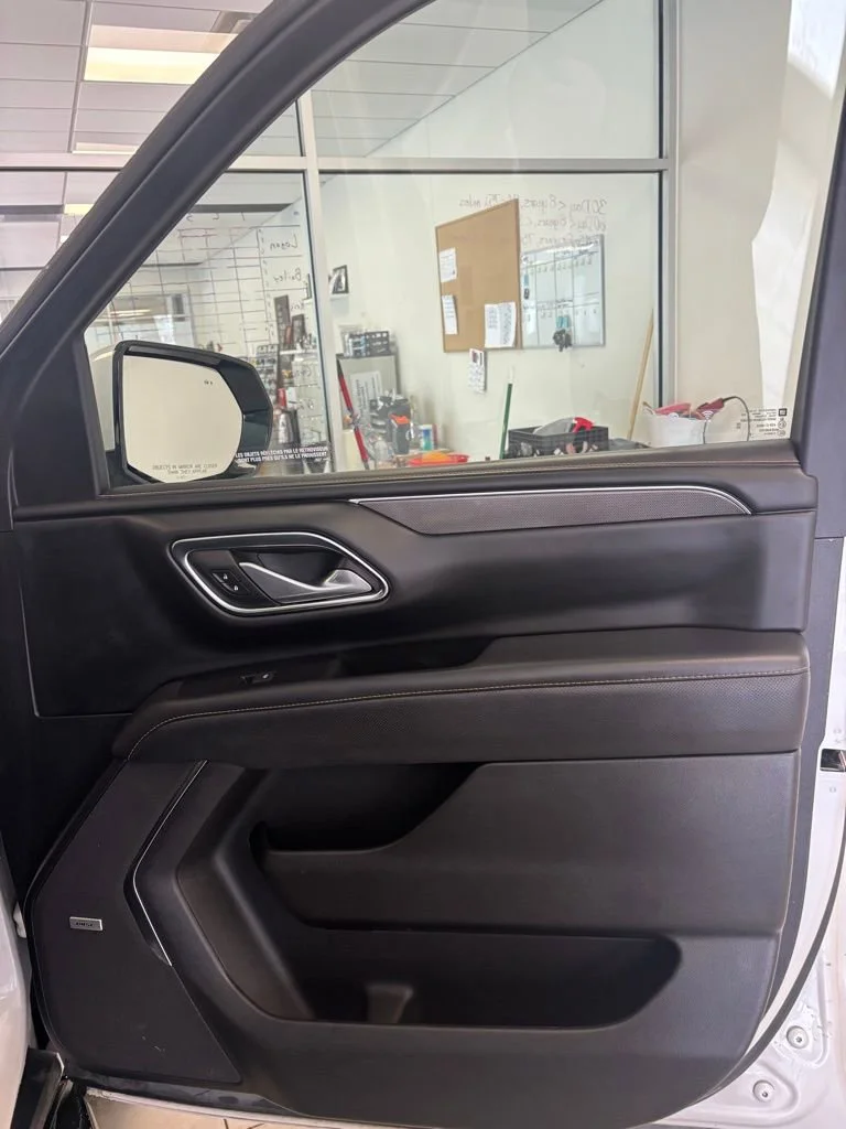 2022 GMC Yukon AT4 - Photo 23
