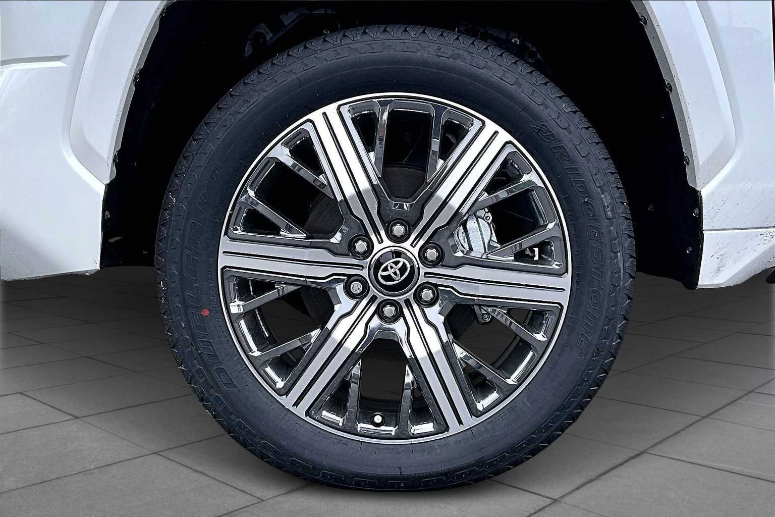 2025 Toyota Tundra Capstone - Photo 11