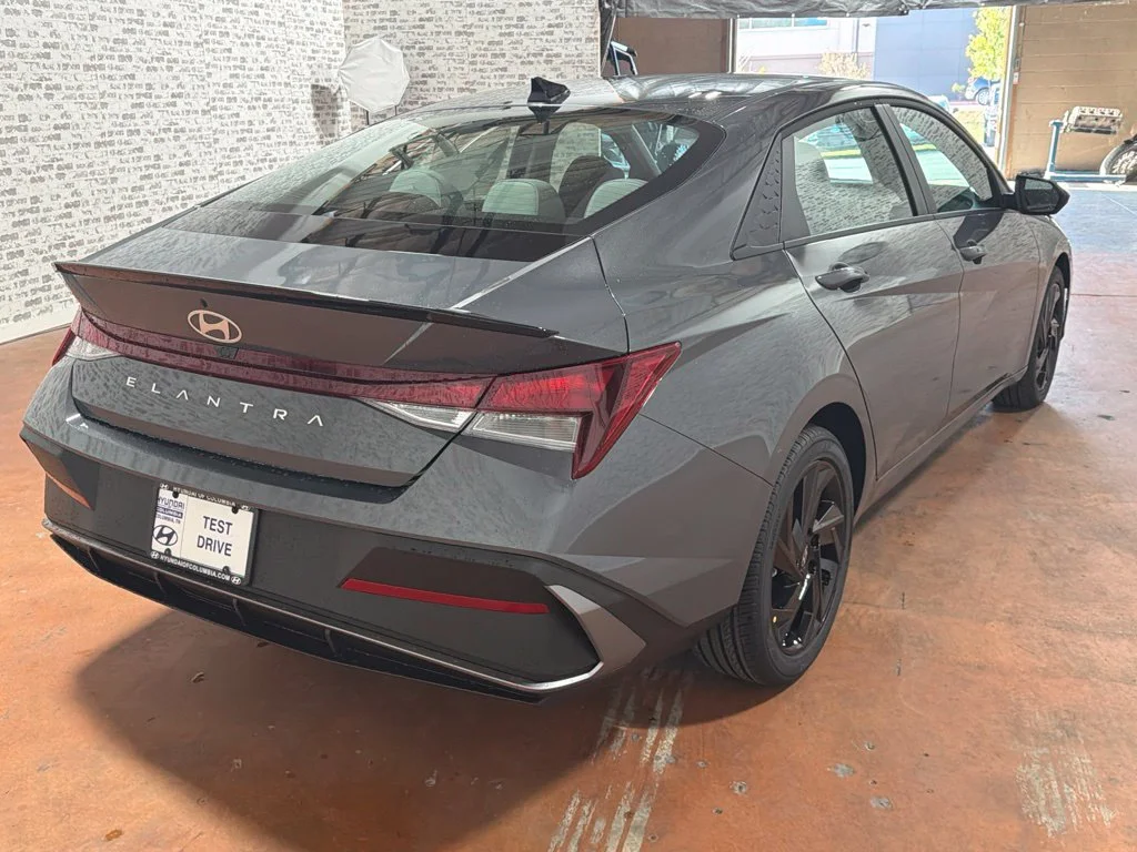 New 2026 Ecotronic Gray Hyundai SEL Sport Plus image 7